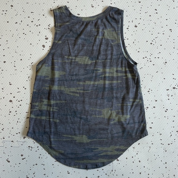 💘 GRAYSON THREADS - WHITE STAR VINTAGE STYLE ARMY CAMO TANK - Picture 5 of 6